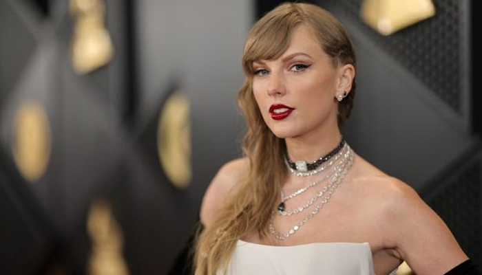 Taylor Swift receives praise from TTPD producer Aaron Dessner