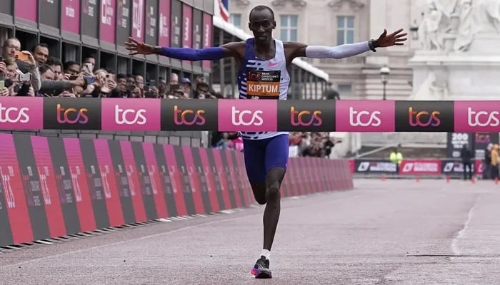 Kelvin Kiptum crosses the finish line at London Marathon 2023. - Reuters