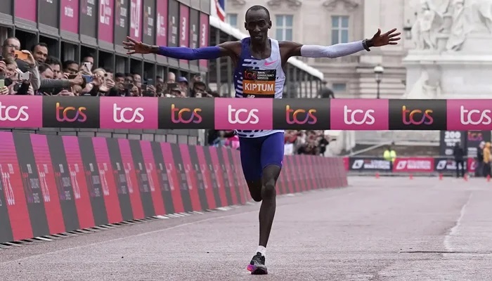 Kelvin Kiptum crosses the finish line at London Marathon 2023. - Reuters