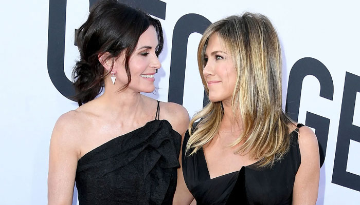 Jennifer Aniston, Courteney Cox prove age to be just number