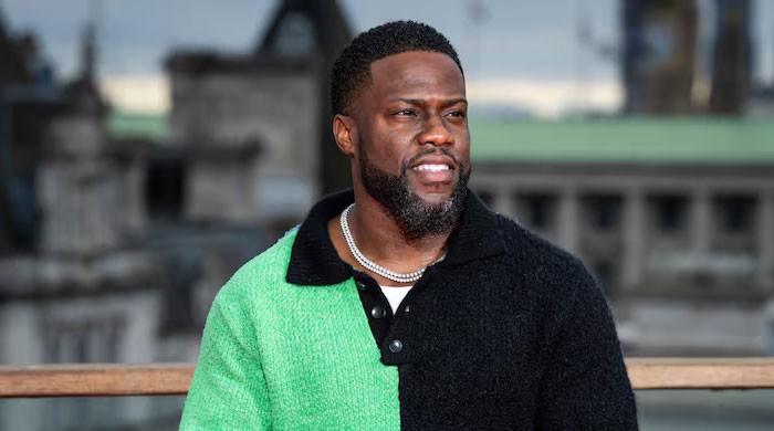 Kevin Hart slams speculations about his height