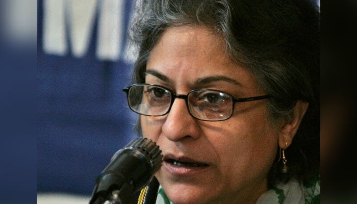 Human Rights Commission of Pakistan (HRCP) chairwoman, Asma Jahangir, speaks during a news conference in Islamabad January 25, 2007. — Reuters