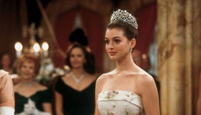 Anne Hathaway teases fans with The Princess Diaries 3 update