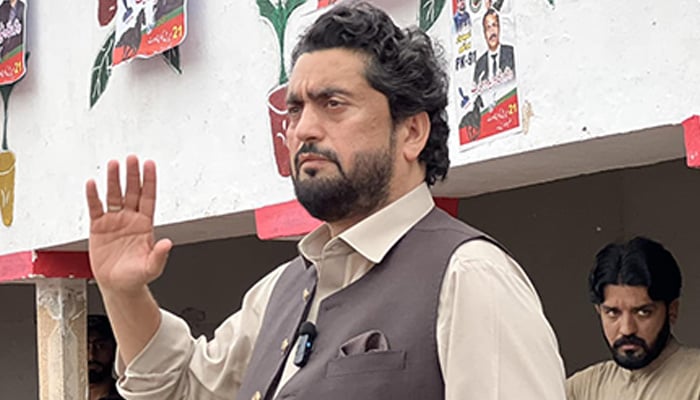 PTI leader Shehryar Afridi addresses party workers in this undated photo. — Facebook/@shehryarkhanafridi1