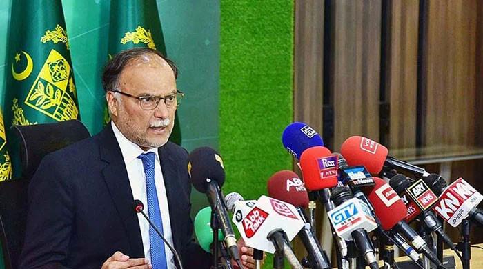 IPC Minister Ahsan Iqbal calls for restoring Pakistan-India sporting ties IPC Minister Ahsan Iqbal calls for restoring Pakistan-India sporting ties