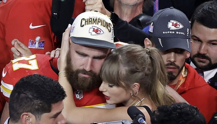 Taylor Swift, Travis Kelce step out for friends big event