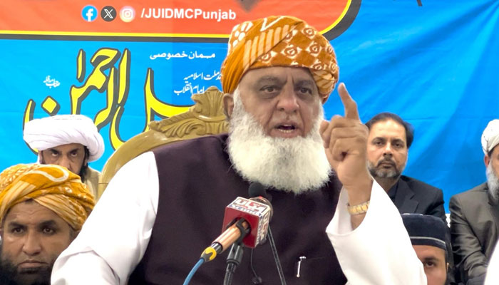 JUI-F Chief Maulana Fazlur Rehman speaks at an event. — Facebook/Maulana Fazl ur Rehman/File