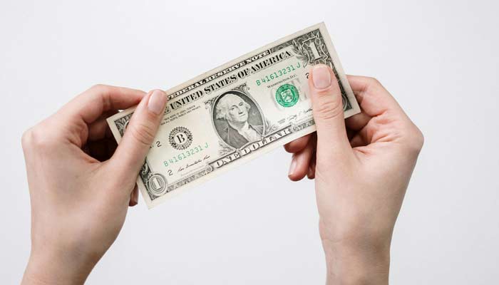 How can $1 bills make you rich? — Pexels