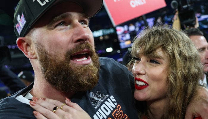 Insiders describe Taylor Swift, Travis Kelce chemistry at private event