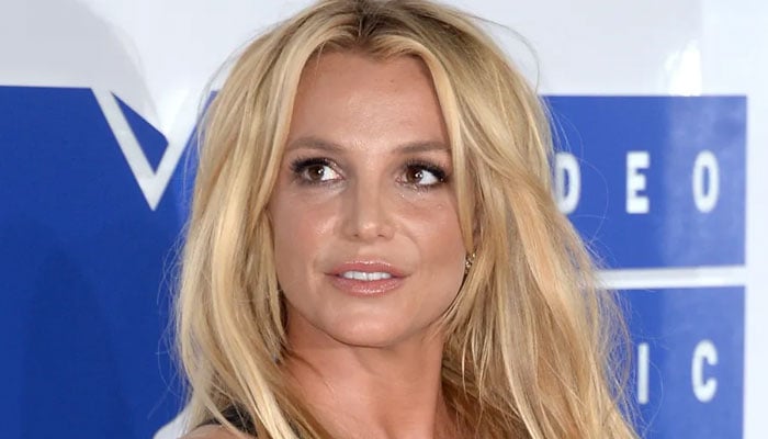 Calls grow to put Britney Spears in control again