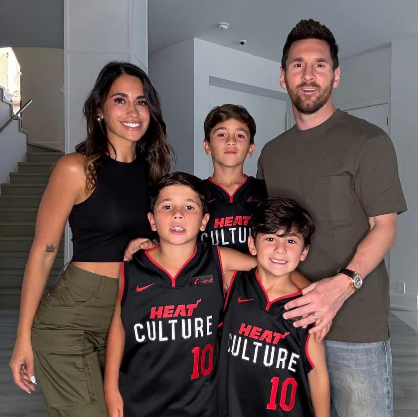 Lionel Messi shares a cute update with his fans