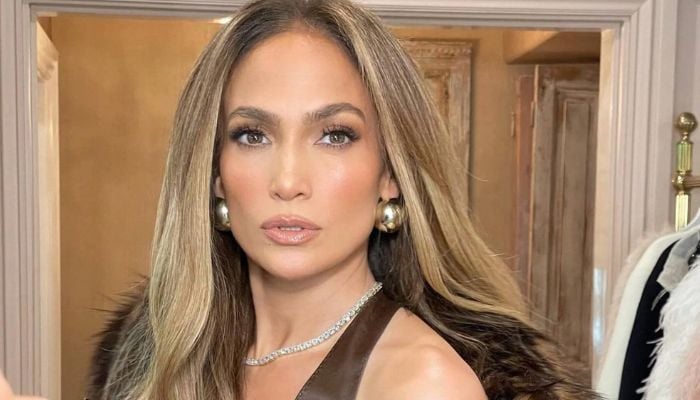 Jennifer Lopez debuts age-defying look at 'Atlas' photocall
