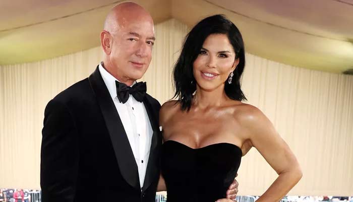 What did Jeff Bezos's fiancee Lauren Sanchez wear for Met Gala debut?