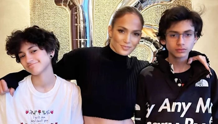 Jennifer Lopez hopes to spend time with her kids on tour: ‘We've been negotiating'