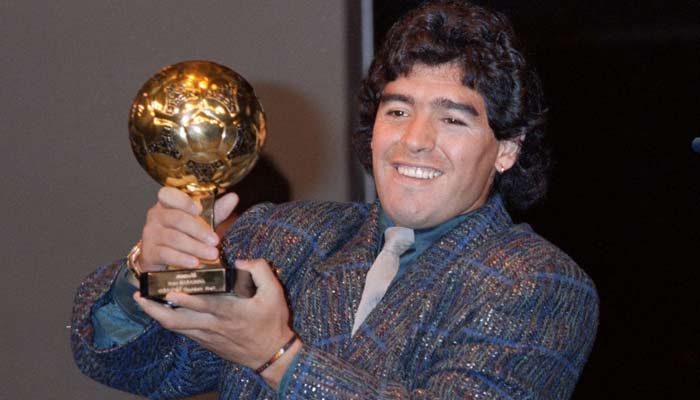 Diego Maradona's 'stolen' 1986 WC trophy to go under hammer