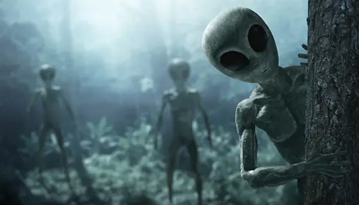 Viral video records alien movement in Las Vegas