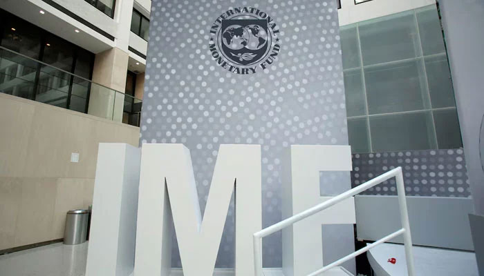 IMF support team reaches Pakistan to discuss new larger programme