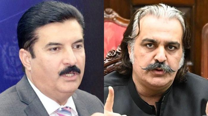 'Dancing horses don't win races', Kundi laughs off Gandapur's warning