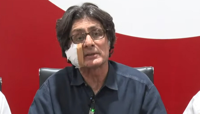 Attackers wanted to 'slit my throat', says PTI's Raoof Hasan