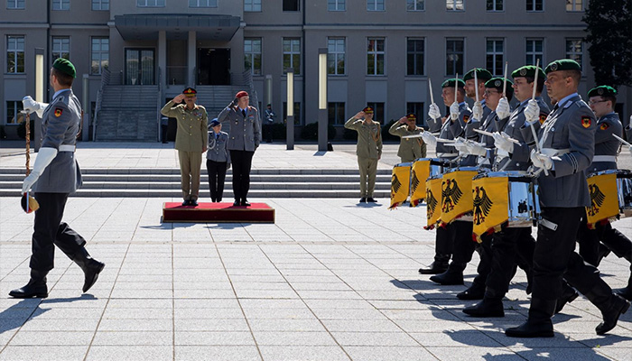 COAS Asim Munir meets civil, military leadership in Germany visit