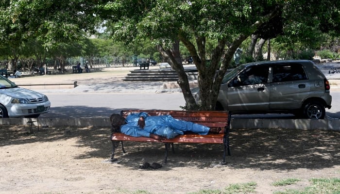 Karachi may witness hottest week of 2024 next week: weather expert