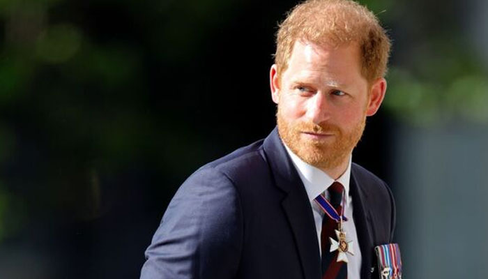 Prince Harry snubbing close friends to avoid overshadowing