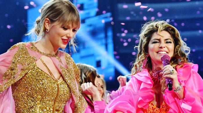 Shania Twain says Taylor Swift is 'fabulous' example for young musicians - Vimarsana News
