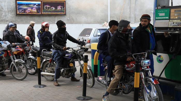 Petrol price likely to reduce by Rs5 per litre in upcoming review - Vimarsana News