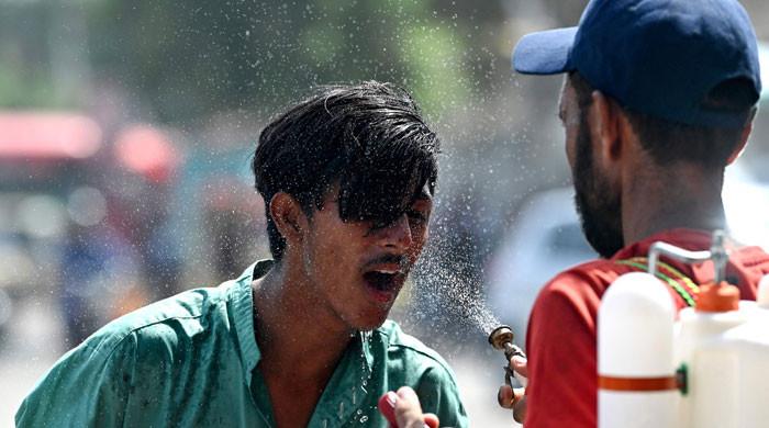Karachi to remain extremely hot, humid in next 24 hours