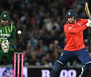England beat Pakistan in final T20