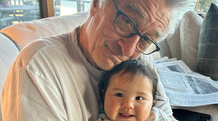 Robert De Niro reveals sweet facts about youngest daughter Gia - Vimarsana News