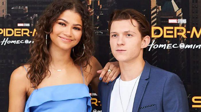 Tom Holland, Zendaya enjoy casual stroll in London