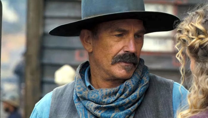 Kevin Costner brings loyal friend on Horizon set
