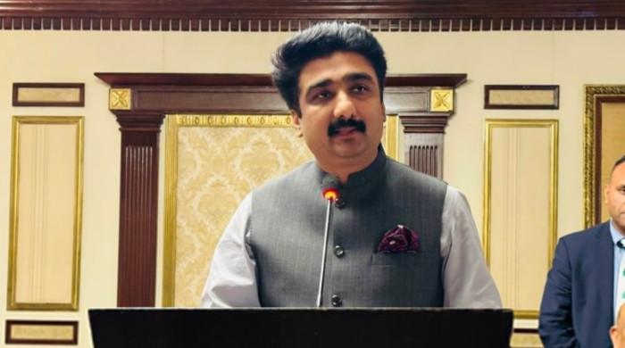 Sindh govt mulls Kartarpur-like religious corridor with India