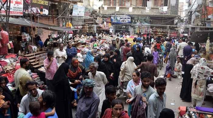 A song of resistance, a ray of light