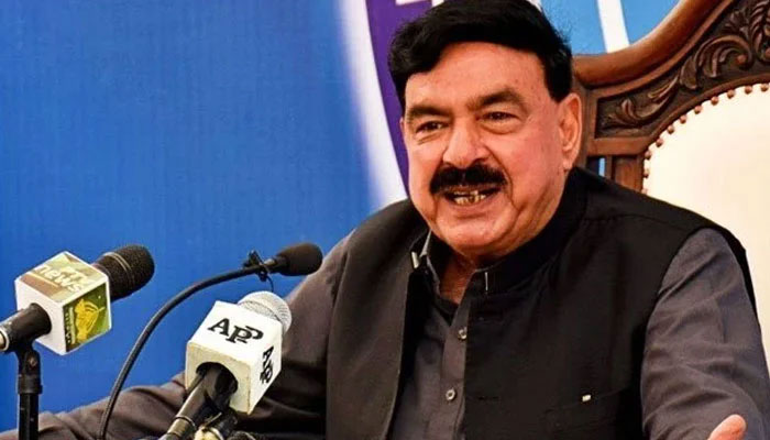 Awami Muslim League (AML) chief Sheikh Rashid speaks at a press conference in this undated image. — PID/File