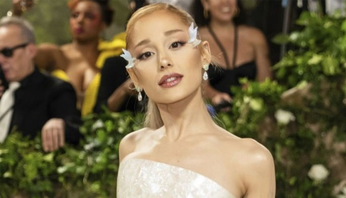 Dahmer victims family gets brutally honest about Ariana Grandes admission
