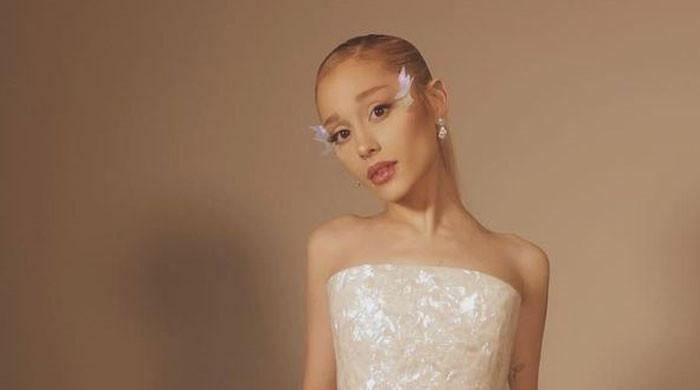 Ariana Grande's mom consoles her in birthday wish amid recent controversy