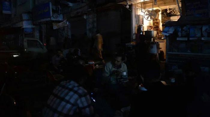 'No loadshedding between 10pm to 6am,' Sindh govt directs KE