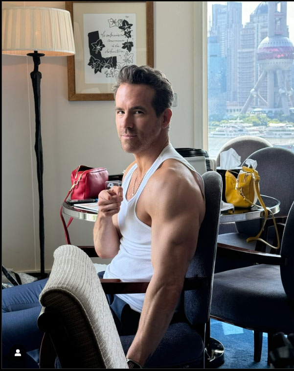 Blake Lively shows flirting skills with Ryan Reynolds on the internet