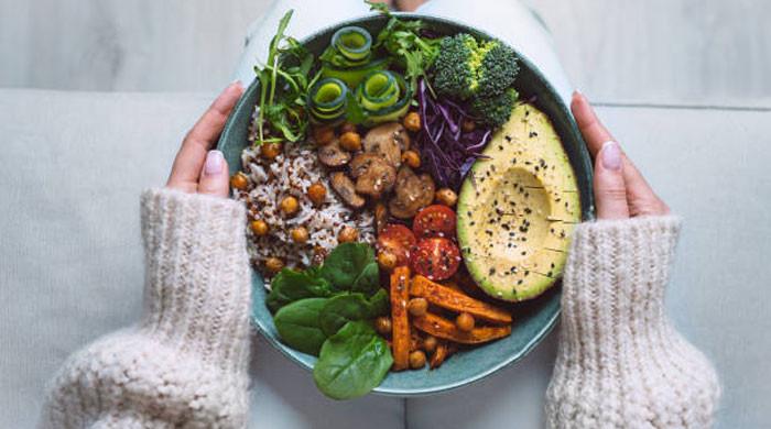 Eat smart in your 40s to be healthier in your 70s: study