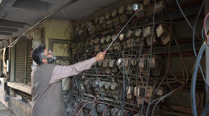 Govt approves hiking tariff for commercial, agri, bulk power consumers