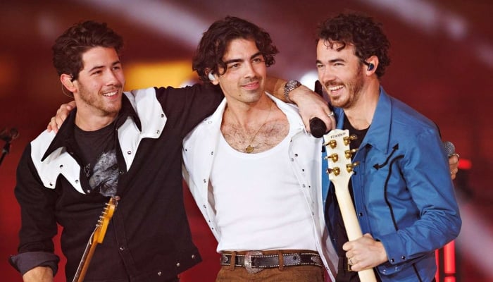 Photo: Joe Jonas reveals Kevin, Joes reaction to his upcoming solo work