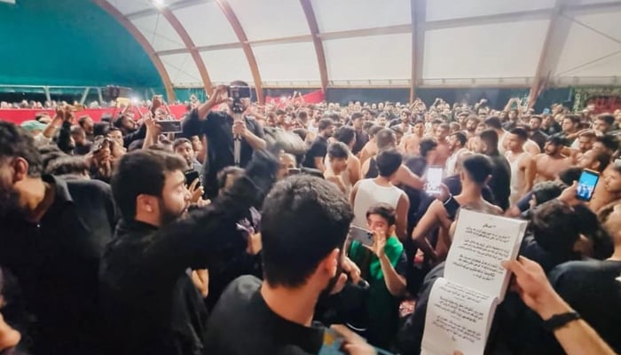 Nadeem Sarwar’s sons, Ali Shanawar and Ali Jee following the legacy, reciting nohas in Milan — Instagram/Ali Shanawar