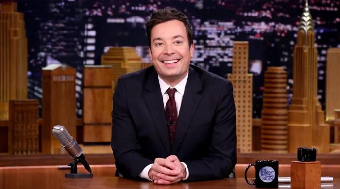 Jimmy Fallon celebrates 'The Tonight Show' with a blast