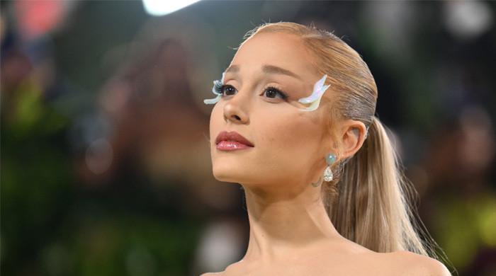 아리아나 그란데(Ariana Grande)가 한국 연예계에 큰 발걸음을 내디뎠다.
