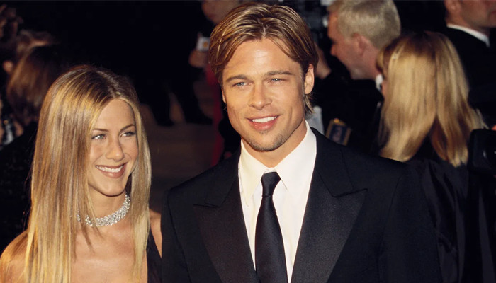 Jamie Oliver reveals Jennifer Anistons present to Brad Pitt on his 40th