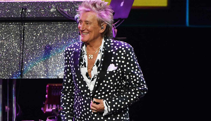 Rod Stewart absolutely gutted over calling off Las Vegas concert
