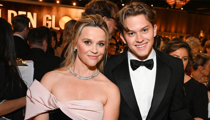 Reese Witherspoon enjoys summer with eldest son Deacon Phillippe