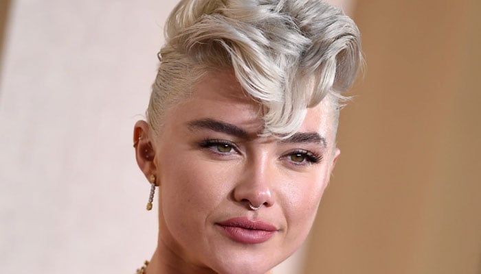 Florence Pugh changes relationship status again